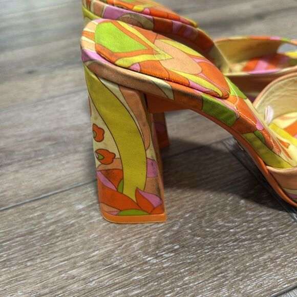 Zara Printed Heel Sandals - Picture 10 of 10